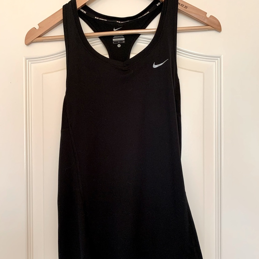 Black Nike tank